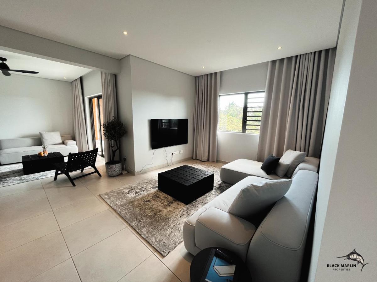 Black Marlin Apartments Pereybere Beach Kültér fotó