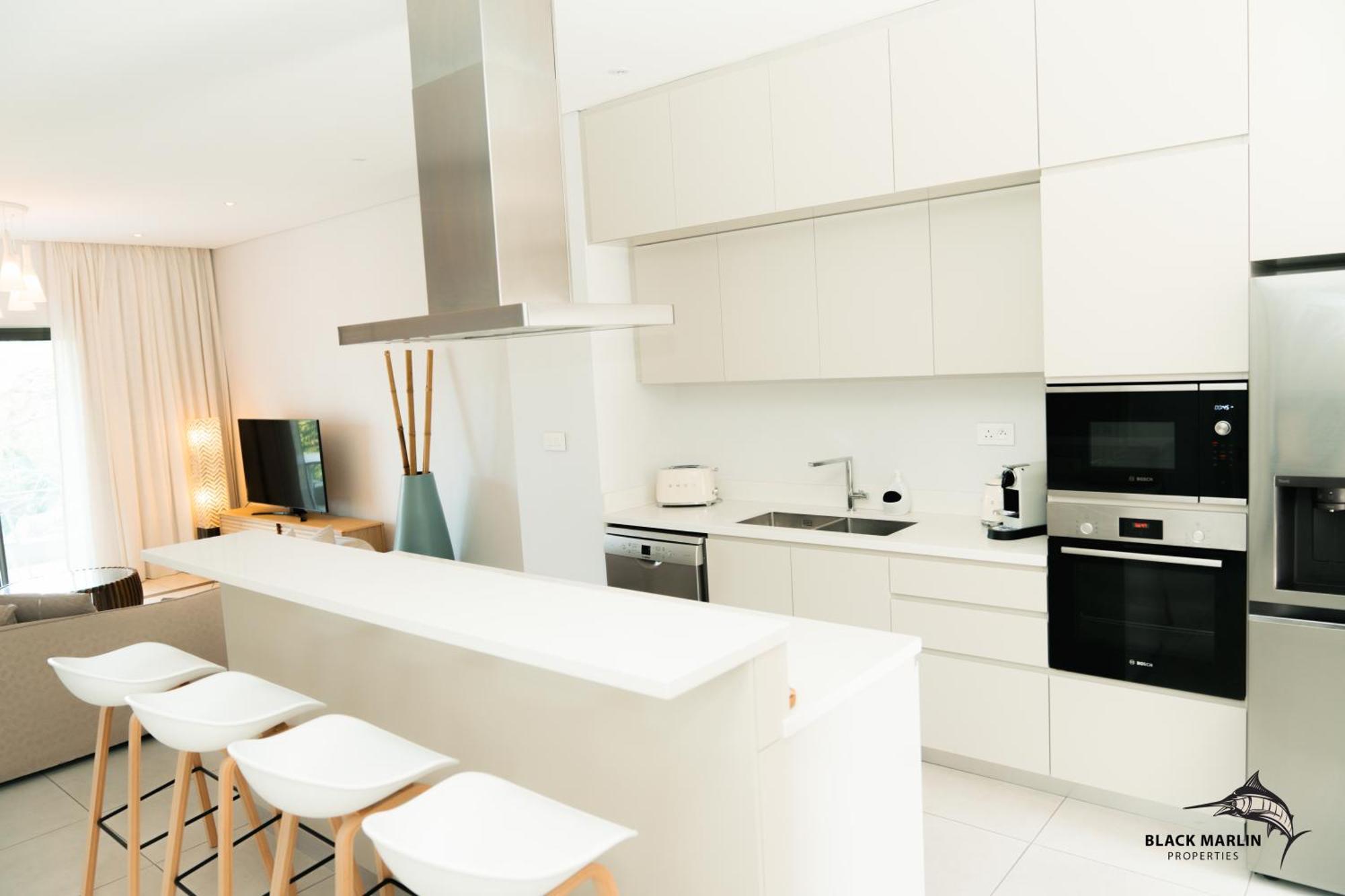 Black Marlin Apartments Pereybere Beach Kültér fotó